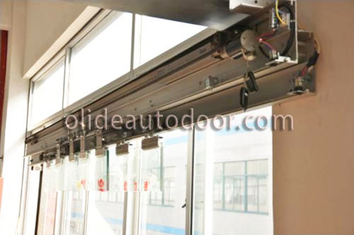 telescopic door opener